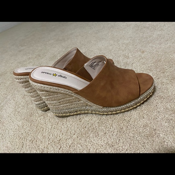 Seven dials summer heels - Picture 3 of 5